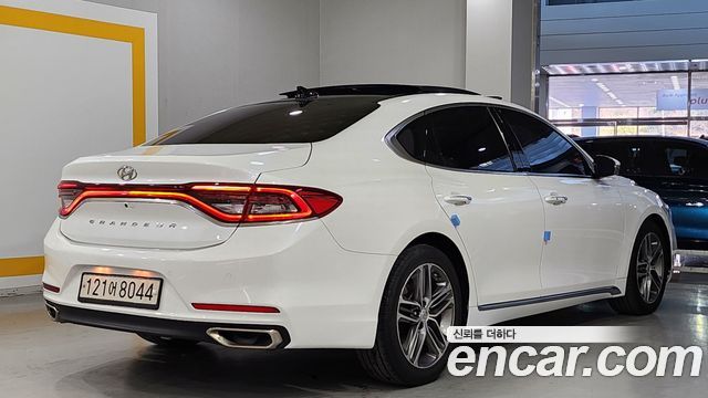 Hyundai Grandeur из Кореи Encar