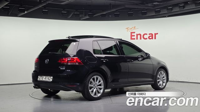 Volkswagen Golf из Кореи Encar