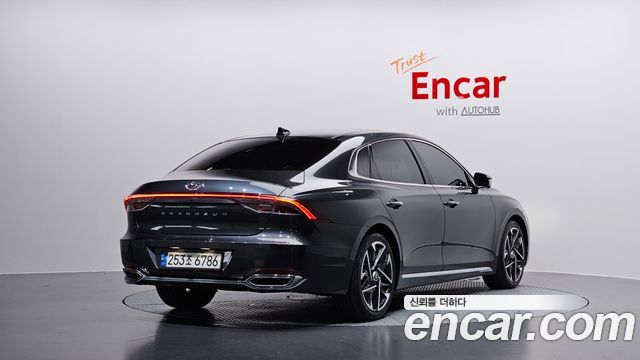 Hyundai Grandeur из Кореи Encar