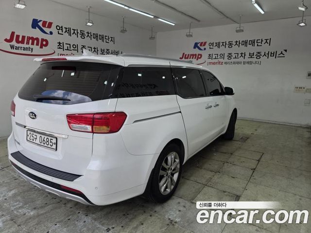 Kia Carnival из Кореи Encar