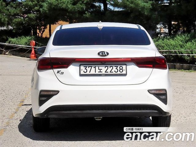 Kia K3 из Кореи Encar