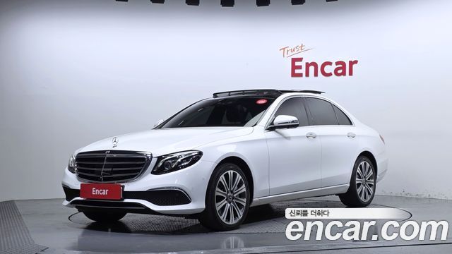 Mercedes-Benz E-Class E450 4MATIC Exclusive — пробег 90 983 км — фото 1 из 5