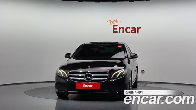 Mercedes-Benz E-Class E300 Avantgarde — пробег 77 517 км — фото 3 из 5