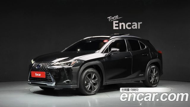 Lexus UX 2.0 2WD — пробег 78 285 км — фото 1 из 5