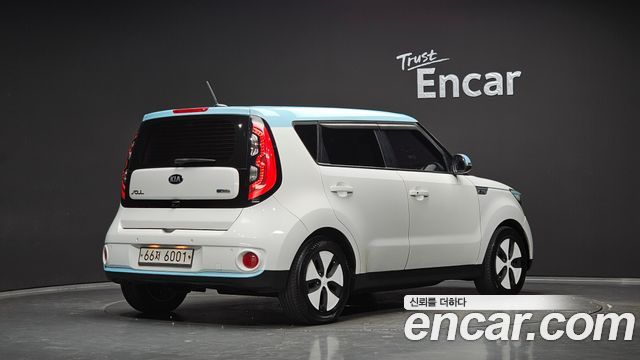 Kia Soul EV — пробег 154 833 км — фото 2 из 5
