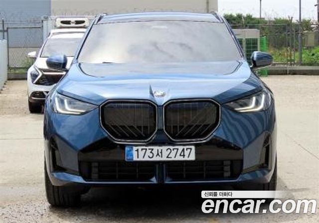 BMW X3 xDrive 20 M Sport Pro — пробег 12 400 км — фото 2 из 5