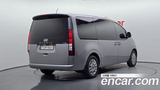Hyundai Staria из Кореи Encar
