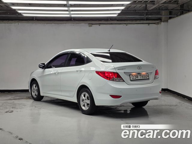 Hyundai Accent из Кореи Encar
