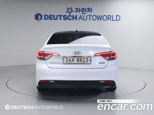 Hyundai Sonata 2.0 HEV Premium Special — пробег 194 696 км — фото 4 из 5