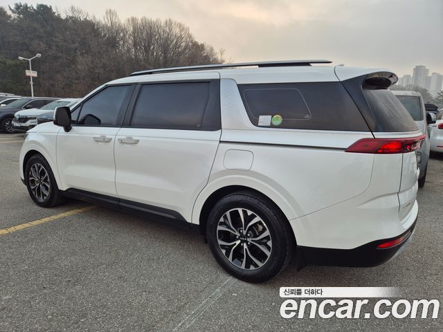 Kia Carnival Diesel 11-Seater Prestige — пробег 47 690 км — фото 5 из 5