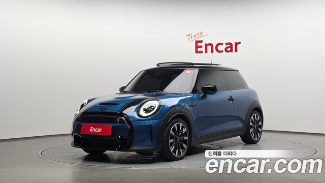 Mini Cooper Classic Third Generation — пробег 14 169 км — фото 1 из 5
