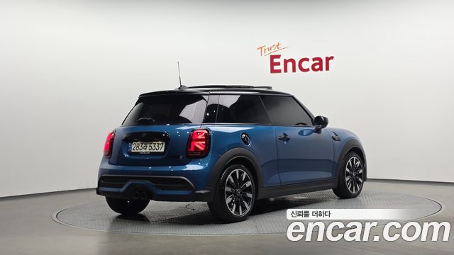 Mini Cooper Classic Third Generation — пробег 14 169 км — фото 2 из 5