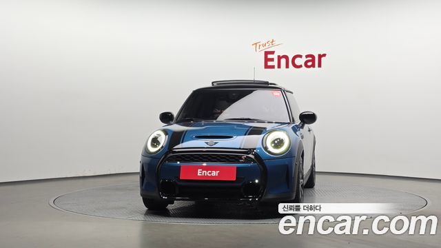 Mini Cooper Classic Third Generation — пробег 14 169 км — фото 3 из 5