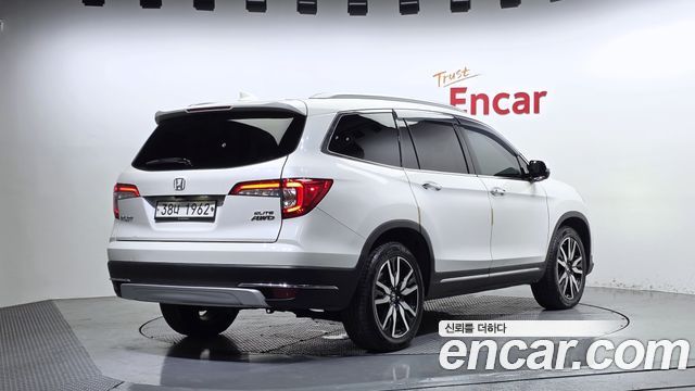 Honda Pilot 3.5 Elite — пробег 207 800 км — фото 2 из 5