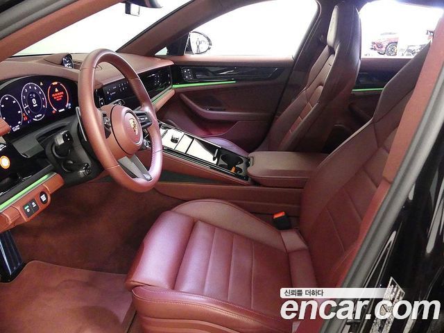 Porsche Panamera 2.9 AWD — пробег 9 500 км — фото 5 из 5