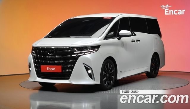 Toyota Alphard 2.5 HEV Executive AWD — пробег 9 381 км — фото 1 из 5