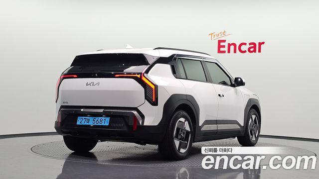 Kia EV3 из Кореи Encar