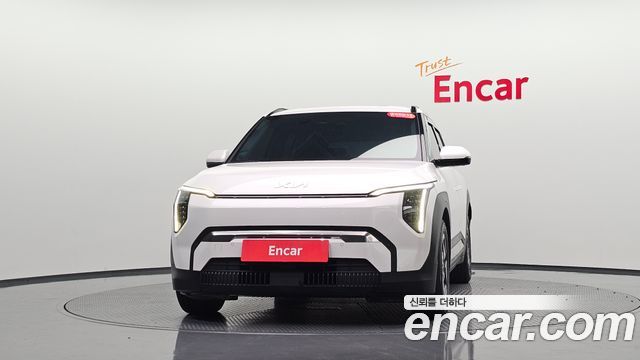 Kia EV3 из Кореи Encar