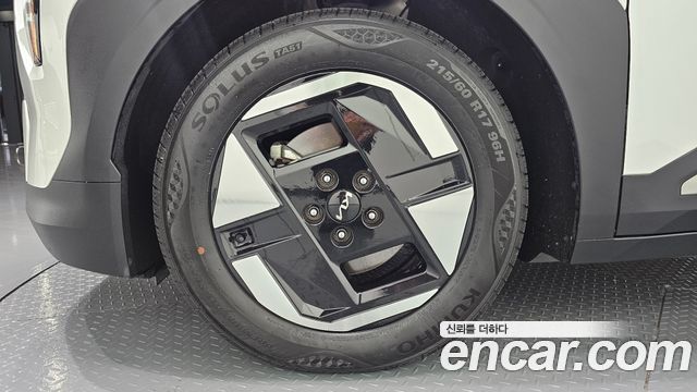 Kia EV3 из Кореи Encar