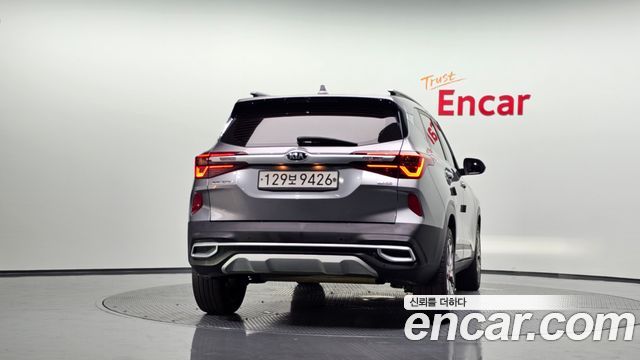 Kia Seltos из Кореи Encar