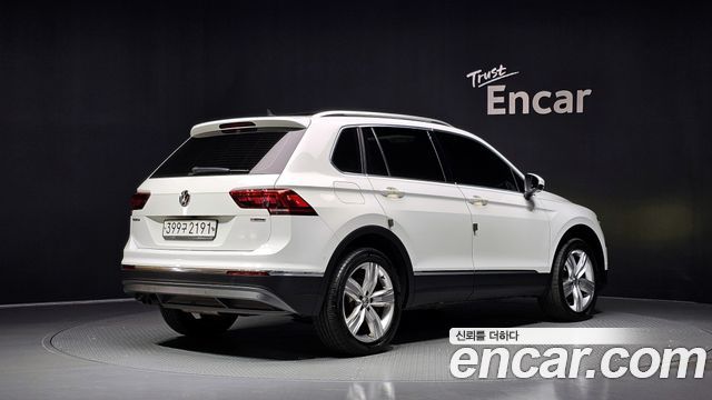 Volkswagen Tiguan 2.0 TDI 4Motion Prestige — пробег 97 101 км — фото 2 из 5