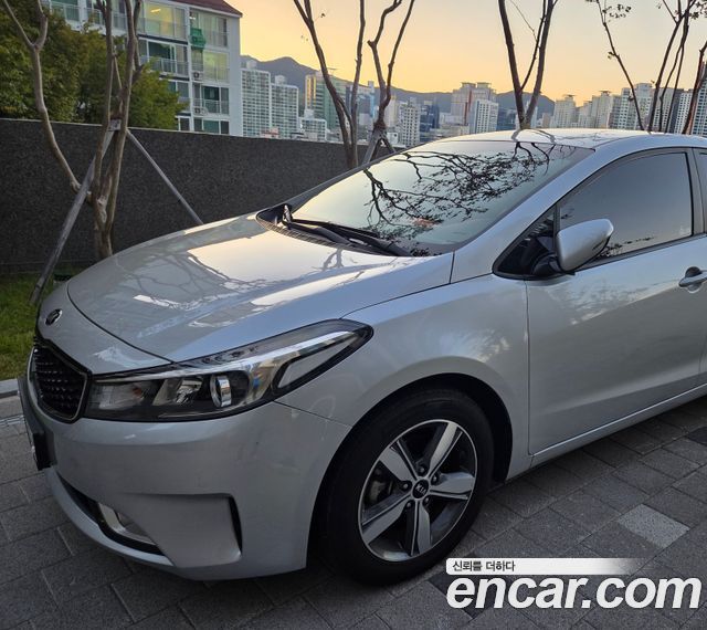 Kia K3 Trendy — пробег 99 168 км — фото 1 из 5
