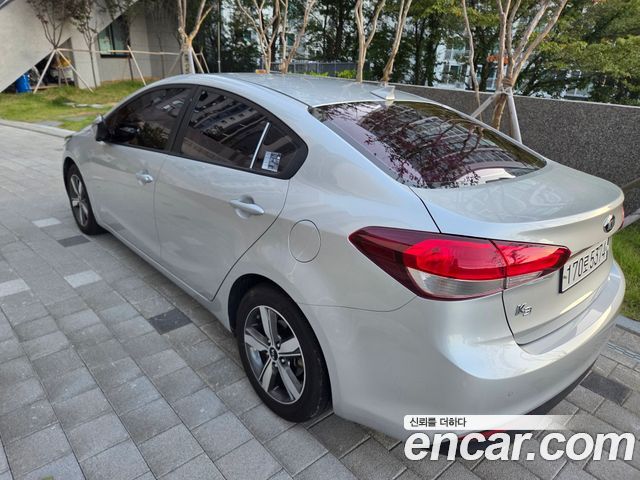 Kia K3 Trendy — пробег 99 168 км — фото 4 из 5