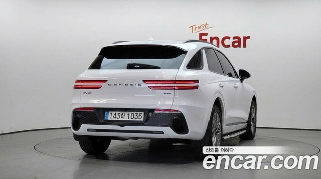 Genesis GV70 из Кореи Encar