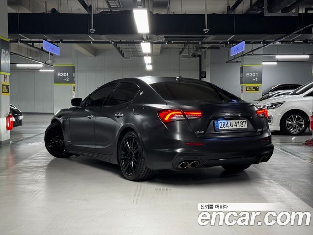 Maserati Ghibli из Кореи Encar