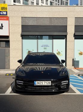 Porsche Panamera 2.9 AWD Executive — пробег 30 000 км — фото 3 из 5