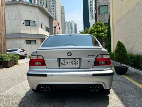 BMW M5 M5 Sedan — пробег 139 000 км — фото 2 из 5