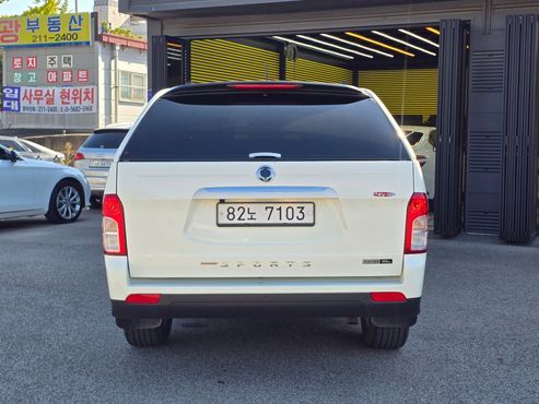 Ssangyong KORANDO 2.2 Samba Edition 4WD — пробег 110 000 км — фото 4 из 5