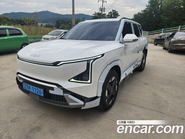Kia EV5 Long Range 2WD Earth — пробег 14 км — фото 3 из 5