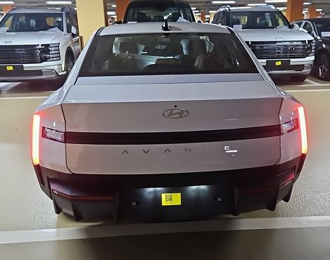 Hyundai AVANTE 2.0 Modern — пробег 5 км — фото 4 из 5