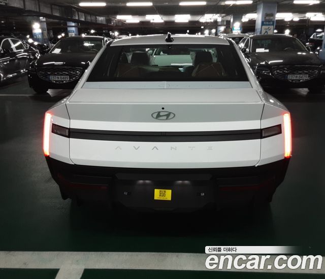Hyundai AVANTE 2.0 Modern — пробег 5 км — фото 4 из 5
