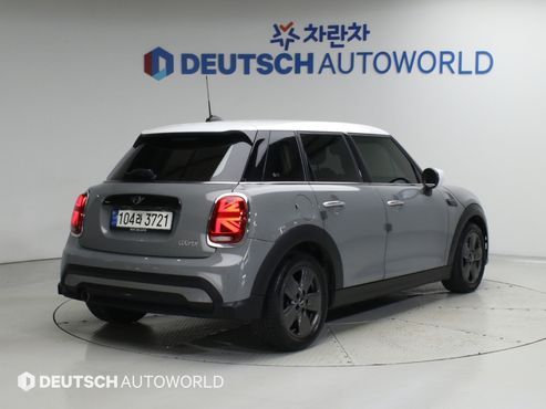 Mini Cooper 5Door Classic Third Generation — пробег 94 243 км — фото 3 из 5
