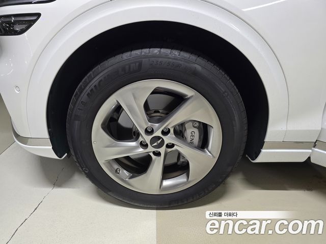 Genesis GV70 2.5T Gasoline 2WD — пробег 6 000 км — фото 5 из 5