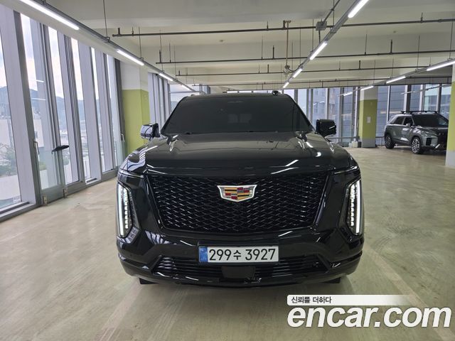Cadillac Escalade 6.2 ESV ESV Sports Platinum — пробег 2 500 км — фото 3 из 5