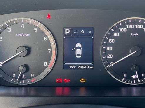 Hyundai Sonata LPI Smart — пробег 204 000 км — фото 1 из 5