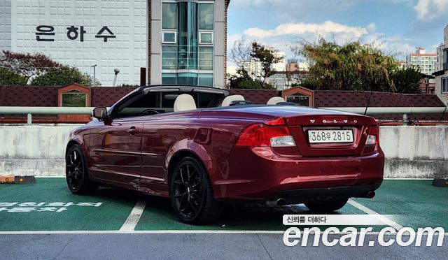 Volvo C70 CONVERTIBLE 2nd — пробег 155 500 км — фото 2 из 5