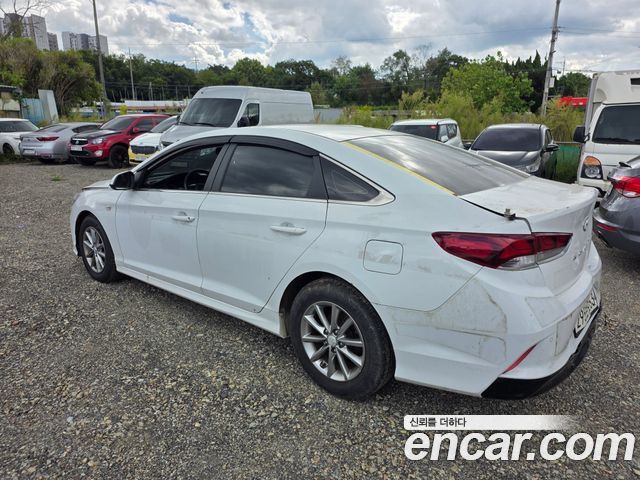 Hyundai Sonata 2.0 Style — пробег 238 052 км — фото 3 из 5
