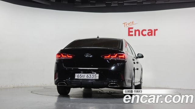 Hyundai Sonata 2.0 Turbo Exclusive — пробег 172 083 км — фото 4 из 5