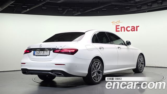 Mercedes-Benz E-Class из Кореи Encar