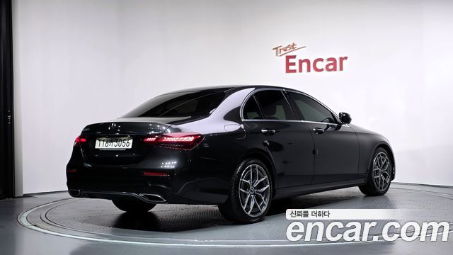 Mercedes-Benz E-Class из Кореи Encar
