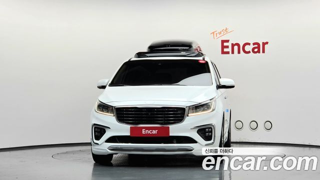 Kia Carnival из Кореи Encar