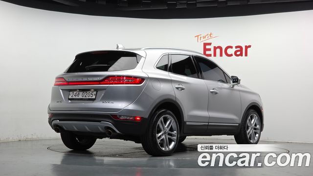 Lincoln MKC 2.0 AWD — пробег 70 798 км — фото 2 из 5