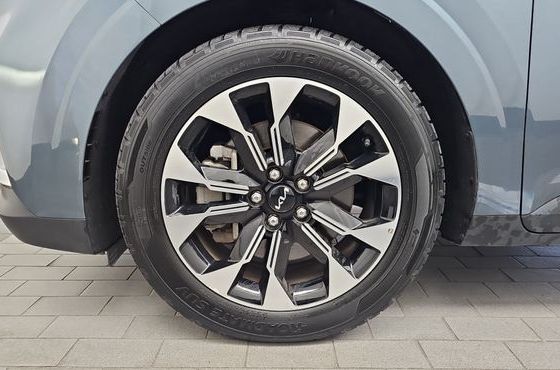 Kia Carnival Gasoline 7-Seater Signature — пробег 92 343 км — фото 5 из 5