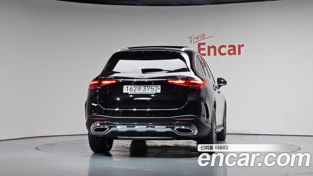 Mercedes-Benz GLC-Class GLC300 4MATIC AMG Line — пробег 13 918 км — фото 4 из 5