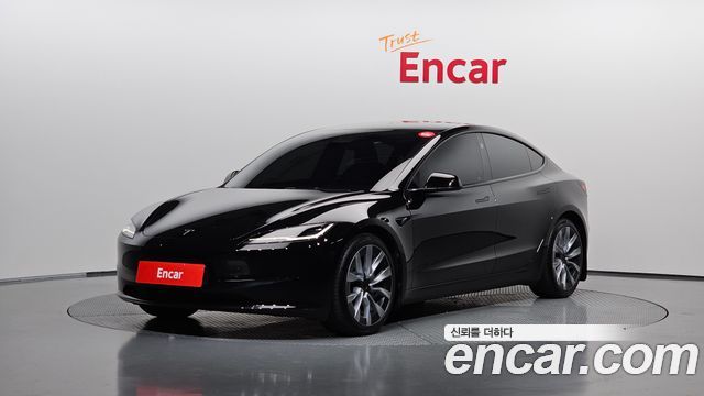 Tesla Model 3 RWD — пробег 40 523 км — фото 1 из 5