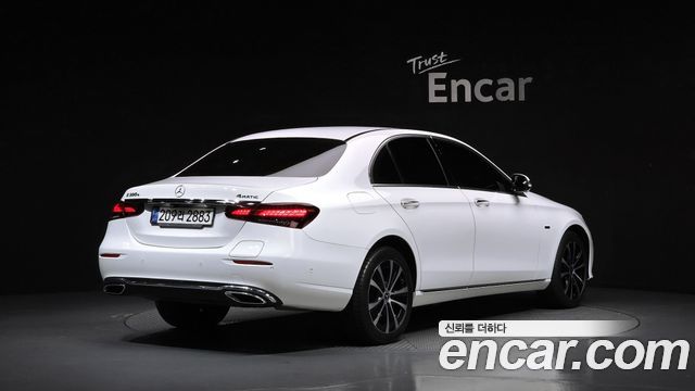 Mercedes-Benz E-Class из Кореи Encar